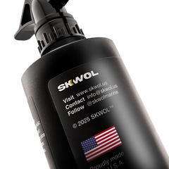 SKWOL™ Ceramic Boat Top Coat repelling water with its ultra-hydrophobic formula, ensuring a spotless, streak-free surface.